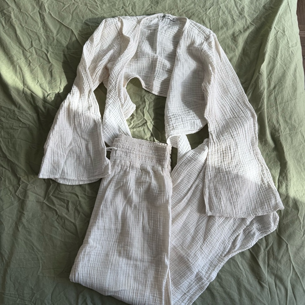 Abercrombie & Fitch Gauzy Beach Cover Up Set